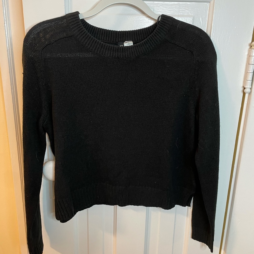 H&M Black Sweater